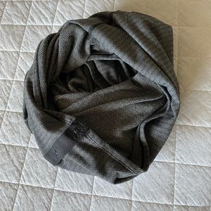 Lulu vinyasa scarf